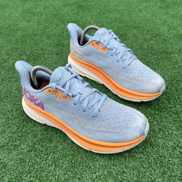 Hoka One One Shoes - HOKA ONE ONE CLIFTON 9 - Women’s Running Shoes - SIZE 8.5B